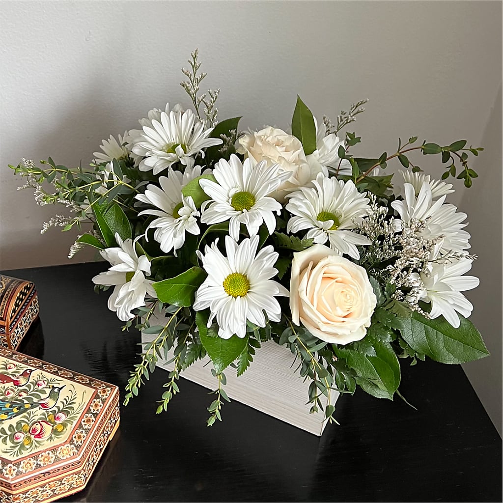 Fresh Linen Box Bouquet –  Raw Flowers, Kitchener ON