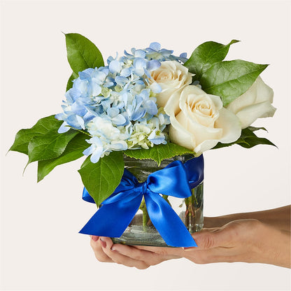 Sky Blue Delight Bouquet –  Raw Flowers, Kitchener ON