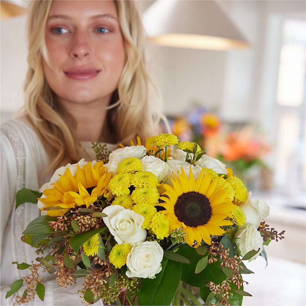 Luminous Morning Bouquet –  Raw Flowers, Kitchener ON